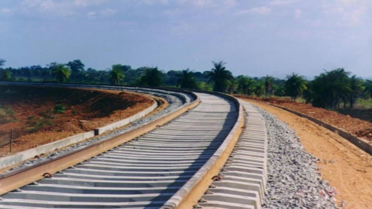 A nova iniciativa do Porto Seco Sul de Minas e do Terminal Portuário de Angra dos Reis (Tpar) visa a criação de uma linha de ferrovia para exportação