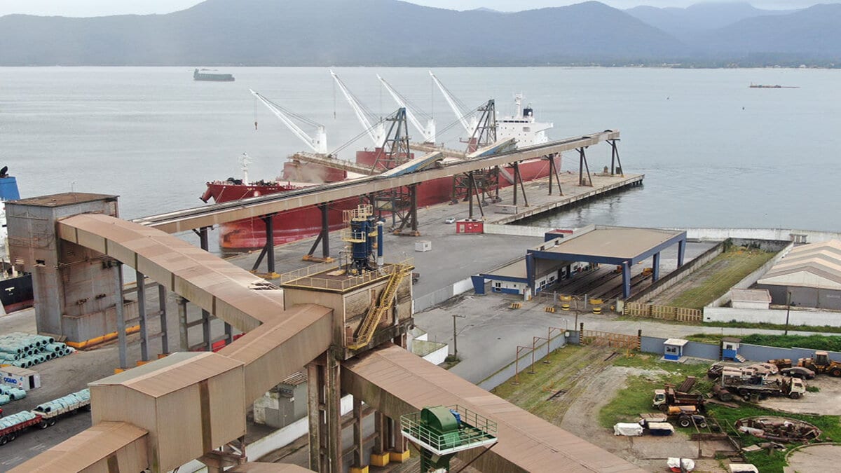 O Porto de São Francisco se adiantou na espera pela maior safra de soja e começou a realizar reformas na sua estrutura para atender à demanda de exportações