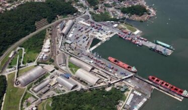 Porto de São Francisco do Sul encerrou o ano de 2021 com um crescimento expressivo na movimentação de cargas e um grande destaque dentro do setor portuário