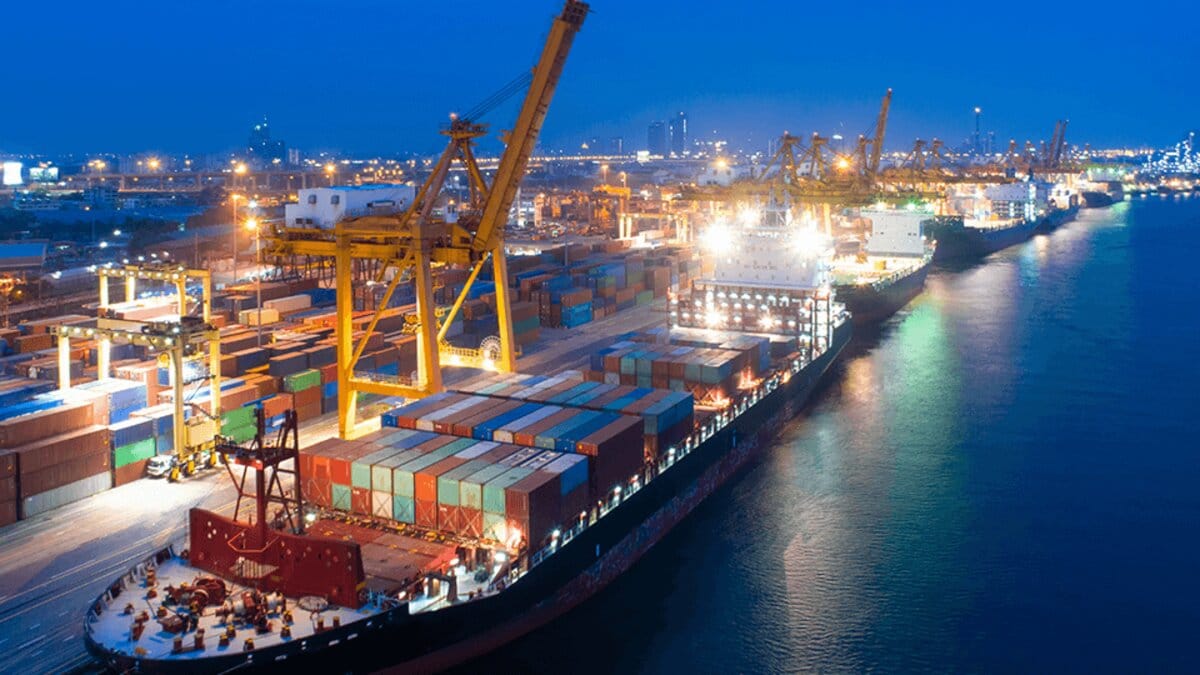 A Antaq autorizou novas mudanças na tabela tarifária do Porto de Santos, visando alterações nas tarifas para que o local consiga se estabelecer no setor portuário
