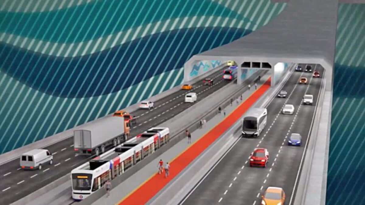 As obras para a construção do túnel imerso que irá tornar prático o transporte de cargas entre Santos e Guarujá será realizada após o processo de privatização do Porto de Santos, como parte do acordo com o vencedor da licitação