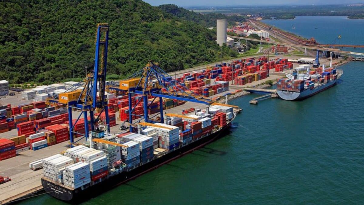Os portos do Rio de Janeiro e Itaguaí agora passarão a ter um sistema melhorado de monitoramento do tráfego aquaviário, após o acordo de cooperação técnica entre a Docas do Rio e o Sindipráticos RJ